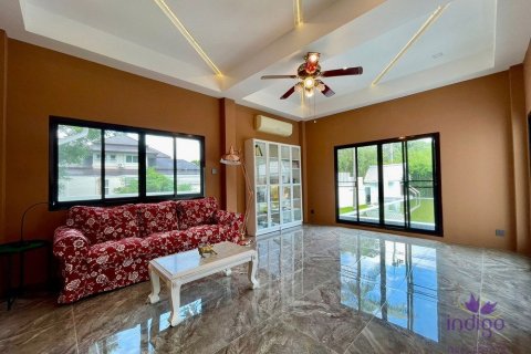 Дом в Чиангмае, Таиланд с 5 спальнями № 162533 - фото 4