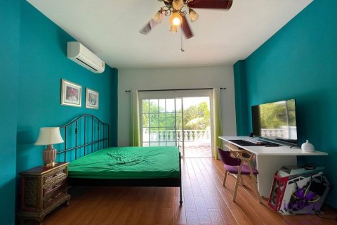 Дом в Чиангмае, Таиланд с 5 спальнями № 162533 - фото 17