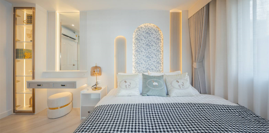 Condo in Bangkok, Thailand, 2 bedrooms № 201945