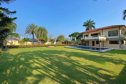 Villa in Hua Hin, Thailand 4 Schlafzimmer № 221820 - Foto 3