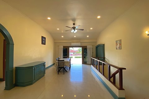 Villa in Hua Hin, Thailand 4 Schlafzimmer № 221820 - Foto 21