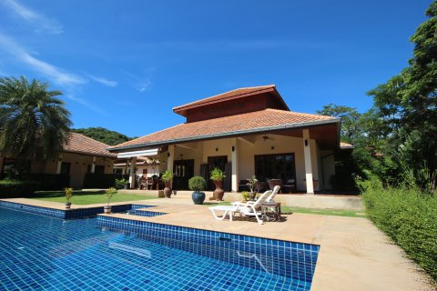 Villa in Hua Hin, Thailand 5 Schlafzimmer № 221815 - Foto 5