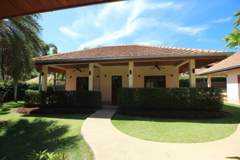 Villa in Hua Hin, Thailand 5 Schlafzimmer № 221815 - Foto 16