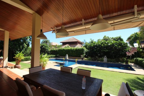 Villa in Hua Hin, Thailand 5 Schlafzimmer № 221815 - Foto 11