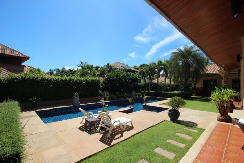 Villa in Hua Hin, Thailand 5 Schlafzimmer № 221815 - Foto 8