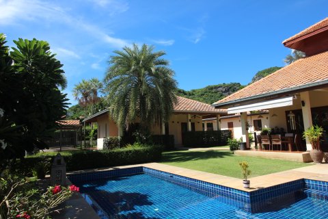 Villa in Hua Hin, Thailand 5 Schlafzimmer № 221815 - Foto 14