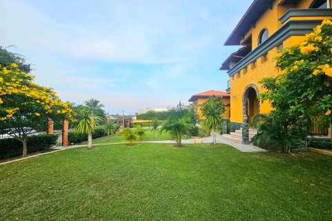 Villa in Hua Hin, Thailand 4 Schlafzimmer № 221819 - Foto 8
