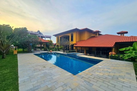 Villa in Hua Hin, Thailand 4 Schlafzimmer № 221819 - Foto 22