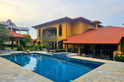 Villa in Hua Hin, Thailand 4 Schlafzimmer № 221819 - Foto 25