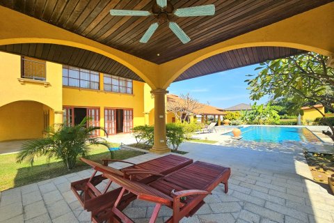 Villa in Hua Hin, Thailand 4 Schlafzimmer № 221819 - Foto 24