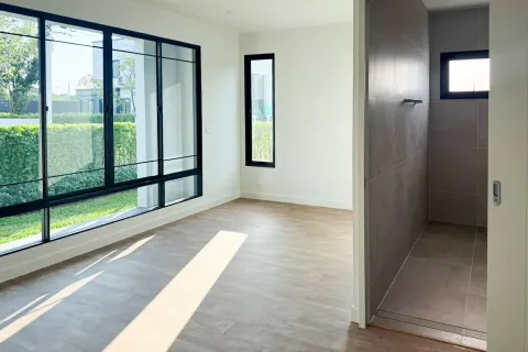 House in Sai Mai, Bangkok, Thailand 5 bedrooms № 167374 - photo 2