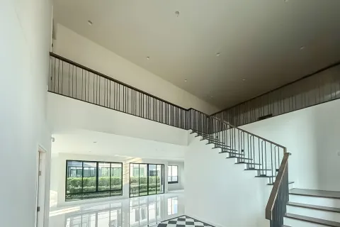 House in Sai Mai, Bangkok, Thailand 5 bedrooms № 167374 - photo 3