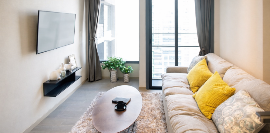 Studio in the Condo in Watthana, Bangkok, Thailand № 167378