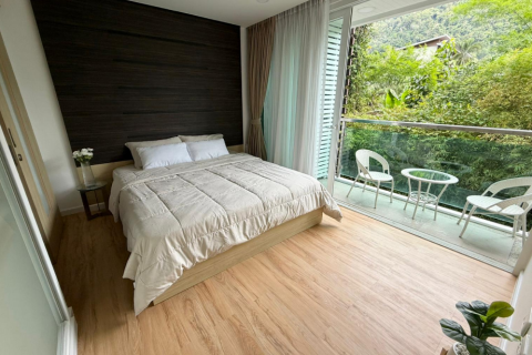 Studio dans le Condo à Kathu, Thaïlande  № 167379 - photo 1