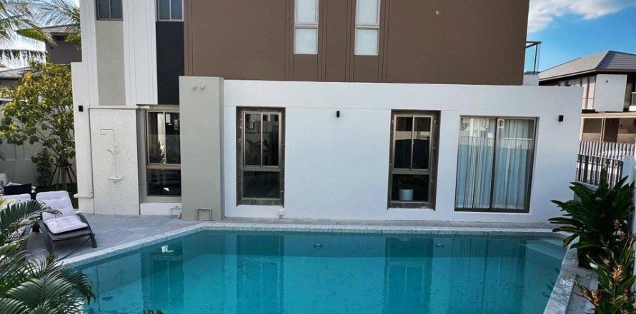 Вилла в Паттайе, Таиланд с 4 спальнями  № 173955