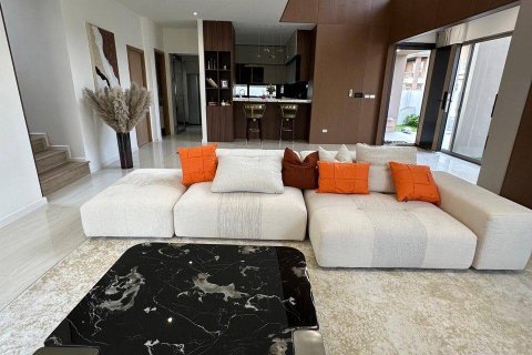 Вилла в Паттайе, Таиланд с 4 спальнями  № 173955 - фото 7