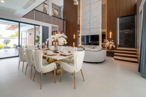 Вилла в Паттайе, Таиланд с 4 спальнями  № 173957 - фото 10