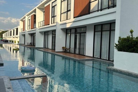 Villa in Pattaya, Thailand 4 Schlafzimmer № 173954