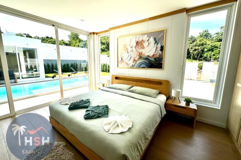 Villa in Ko Samui, Thailand 3 bedrooms № 179898 - photo 2