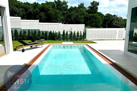 Villa in Ko Samui, Thailand 3 bedrooms № 179898 - photo 3