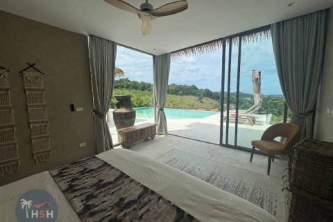 Villa in Ko Samui, Thailand 4 bedrooms № 179897 - photo 14