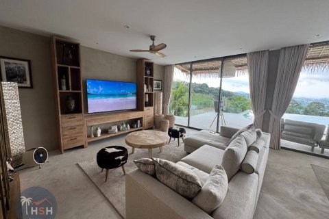 Villa in Ko Samui, Thailand 4 bedrooms № 179897 - photo 3