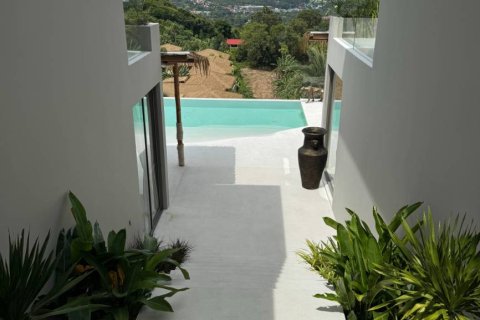 Villa in Ko Samui, Thailand 4 bedrooms № 179897 - photo 10