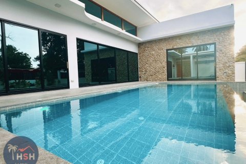 Villa in Ko Samui, Thailand 3 bedrooms № 179896 - photo 19