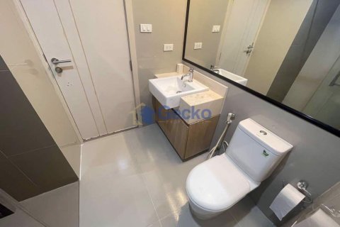 Condo in Pattaya, Thailand, 2 bedrooms № 197309 - photo 16
