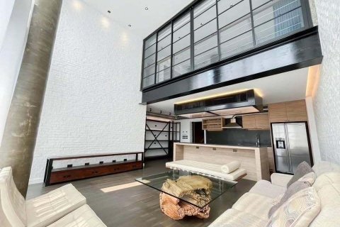 Кондоминиум с 4 спальнями в Ваттхане, Бангкок, Таиланд № 161931