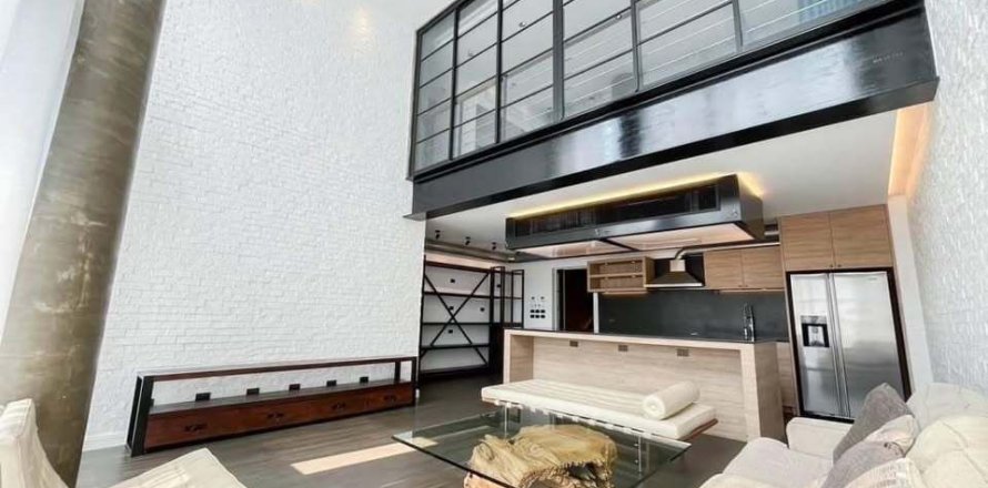 Condo in Watthana, Bangkok, Thailand, 4 bedrooms № 161931
