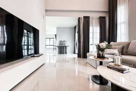 Maison à Bang Phli Yai, Thaïlande 5 chambres № 161933