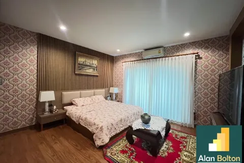 Casa de 3 dormitorios en Pattaya, Tailandia № 210833 - foto 12