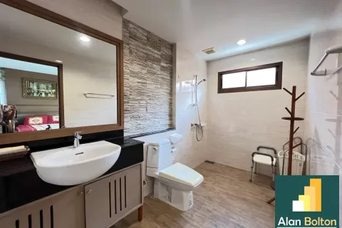 Casa de 3 dormitorios en Pattaya, Tailandia № 210833 - foto 18