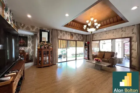 Casa de 3 dormitorios en Pattaya, Tailandia № 210833 - foto 16