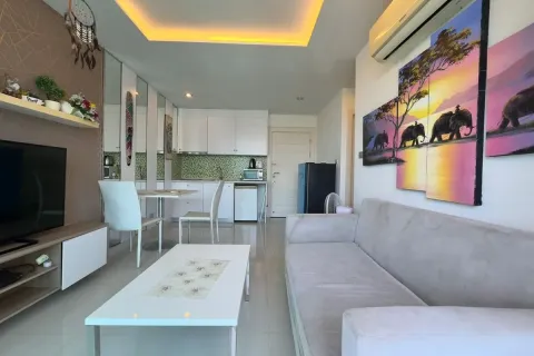Casa de 3 dormitorios en Jomtien Beach, Pattaya, Tailandia № 210835 - foto 27