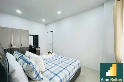Adosado de 2 dormitorios en Pattaya, Tailandia № 210834 - foto 10