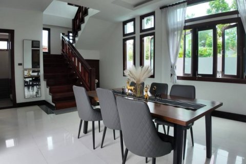 Вилла в Чалонге, Таиланд с 4 спальнями  № 115471 - фото 4