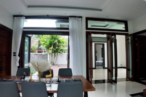 Вилла в Чалонге, Таиланд с 4 спальнями  № 115471 - фото 5