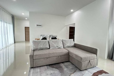 Villa in Hua Hin, Thailand 3 bedrooms № 146803 - photo 5