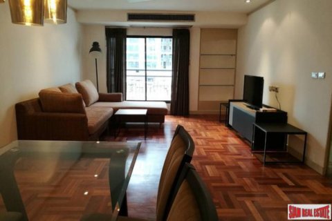 Apartment in Bangkok, Thailand 3 bedrooms № 192907 - photo 4