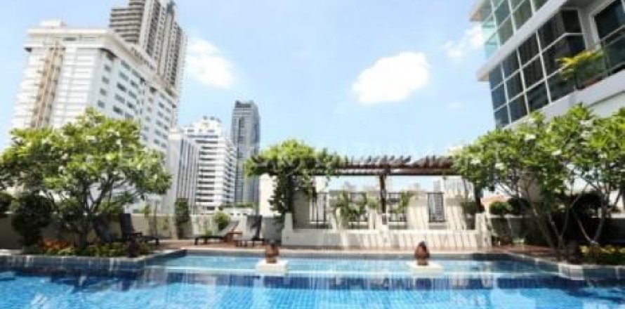 Apartment in Bangkok, Thailand 2 bedrooms № 192906