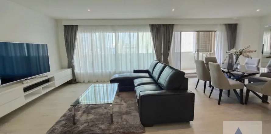 Eigentumswohnung in Bang Rak, Bangkok, Thailand, 2 Schlafzimmer № 214774