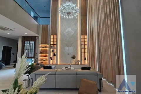 Haus in Suan Luang, Bangkok, Thailand 5 Schlafzimmer № 214772 - Foto 2