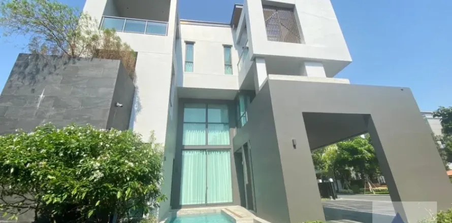 Haus in Suan Luang, Bangkok, Thailand 5 Schlafzimmer № 214772