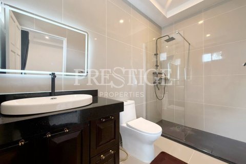 Haus in Pattaya, Thailand 6 Schlafzimmer № 220707 - Foto 26