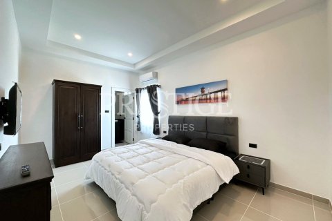 Haus in Pattaya, Thailand 6 Schlafzimmer № 220706 - Foto 15