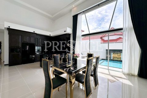 Haus in Pattaya, Thailand 6 Schlafzimmer № 220706 - Foto 7