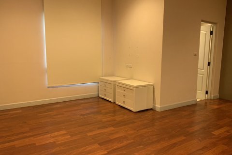 Дом в Кханнаяу, Бангкок, Таиланд с 5 спальнями № 151600 - фото 18