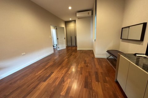 Дом в Кханнаяу, Бангкок, Таиланд с 5 спальнями № 151600 - фото 24